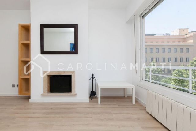 Piso reformado en alquiler en Galvany, Sant Gervasi