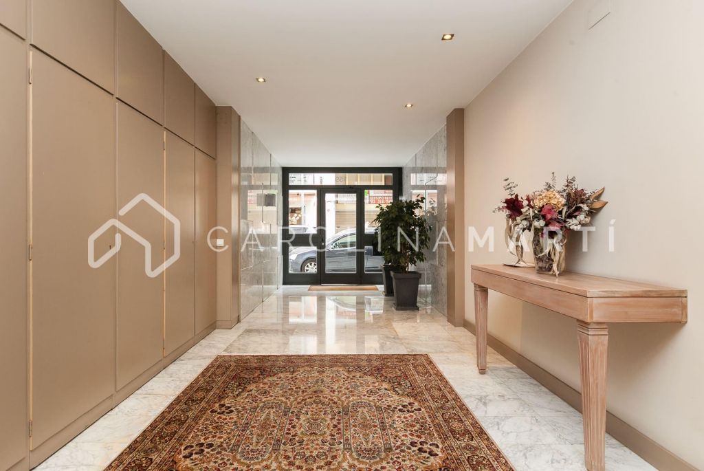 Apartment for rent with terrace in Galvany, Barcelona