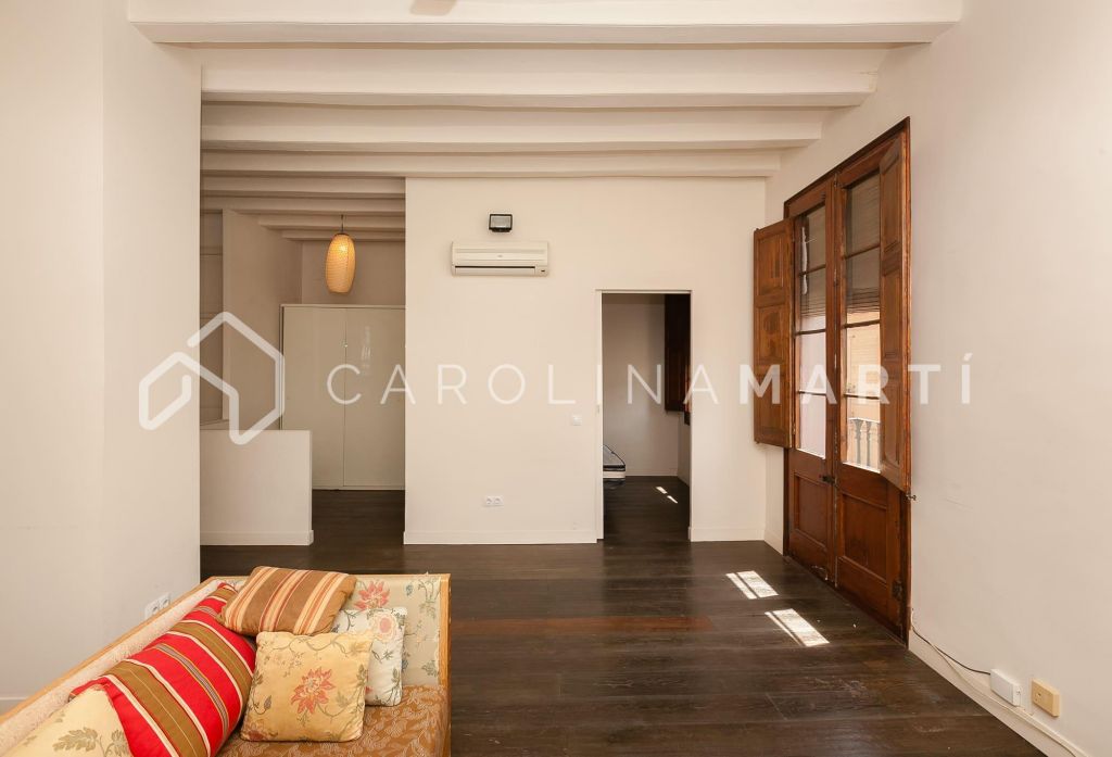 Flat with balcony for rent in Gracia, Barcelona
