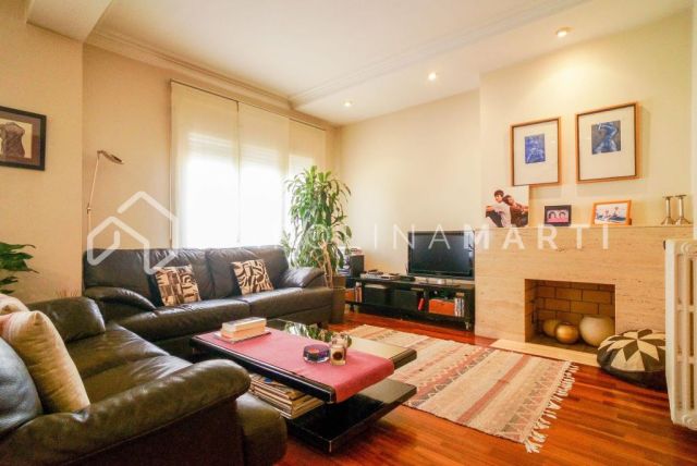Flat with two terraces for sale in Sant Gervasi, Barcelona