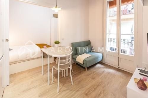 Appartement avec balcon à louer dans le Ciutat Vella, Barcelone