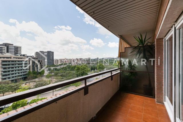 Flat with terrace for rent in Les Corts, Barcelona