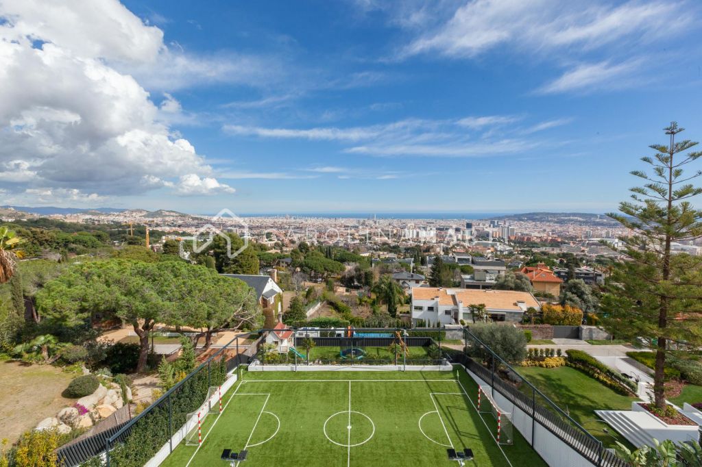 Extraordinaria Villa de Diseño en Pedralbes, Barcelona