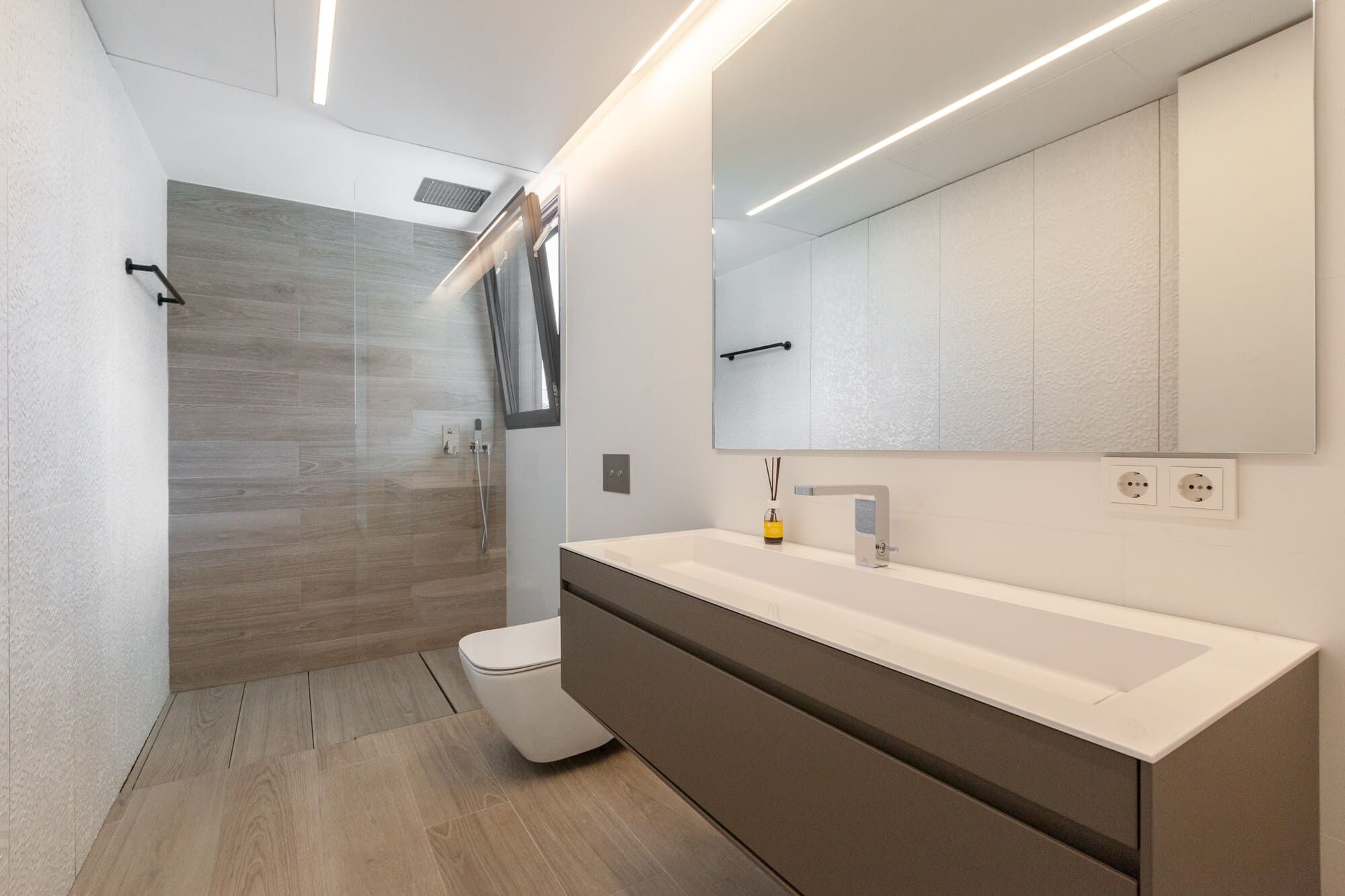 Extraordinaria Villa de Diseño en Pedralbes, Barcelona