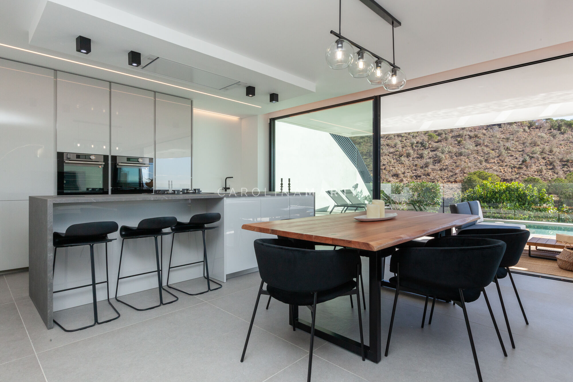 Exclusiva villa de obra nueva con vistas al mar en Ciudad Diagonal