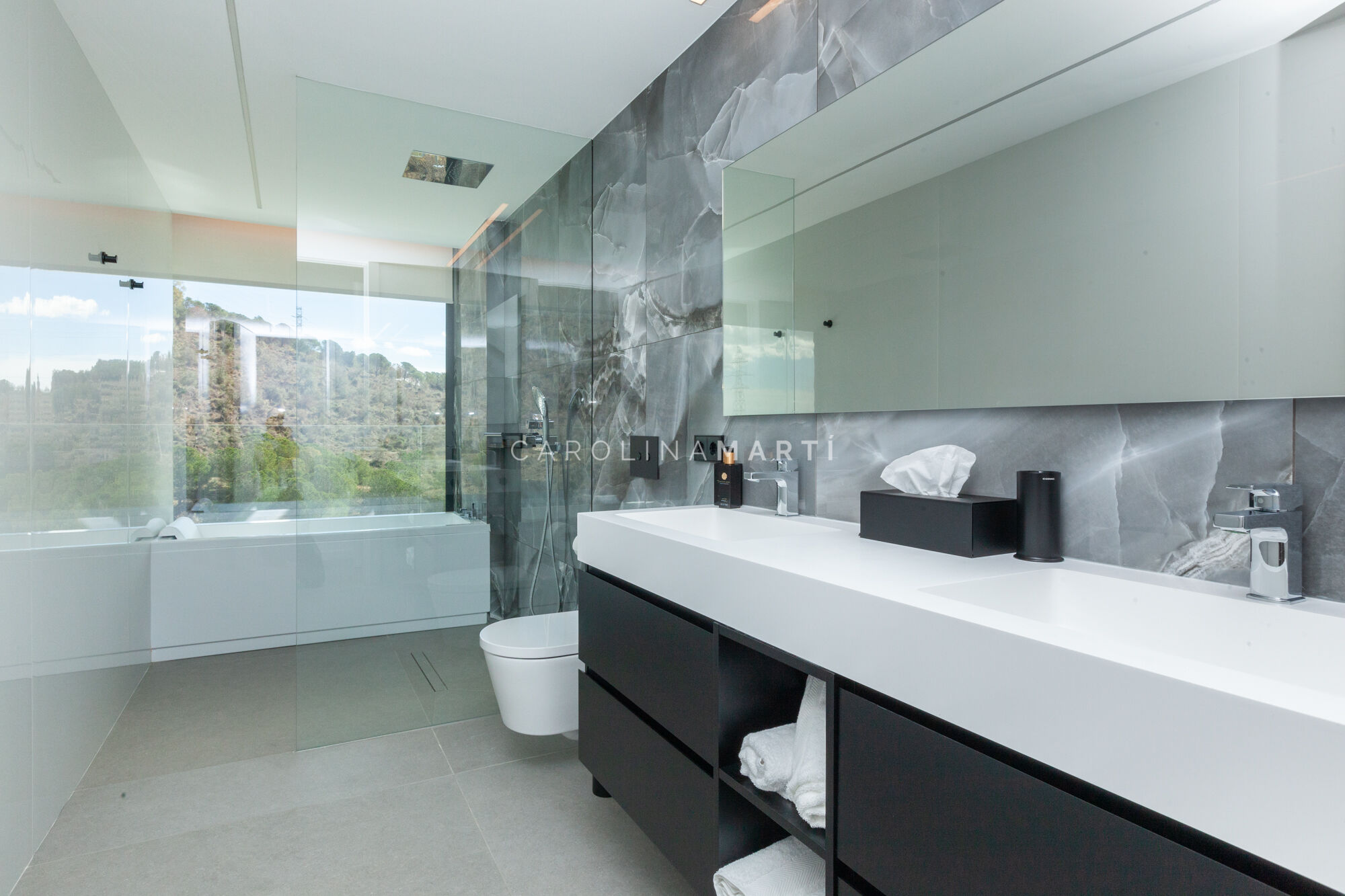 Exclusiva villa de obra nueva con vistas al mar en Ciudad Diagonal