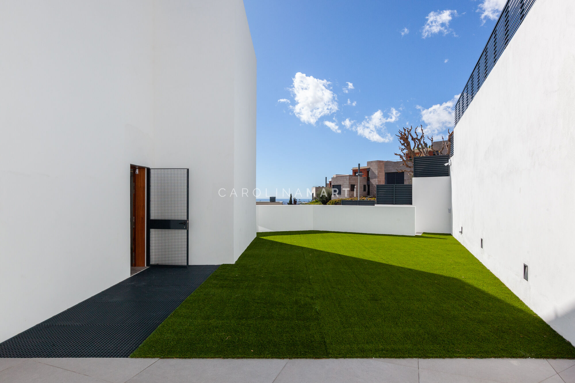 Exclusiva villa de obra nueva con vistas al mar en Ciudad Diagonal