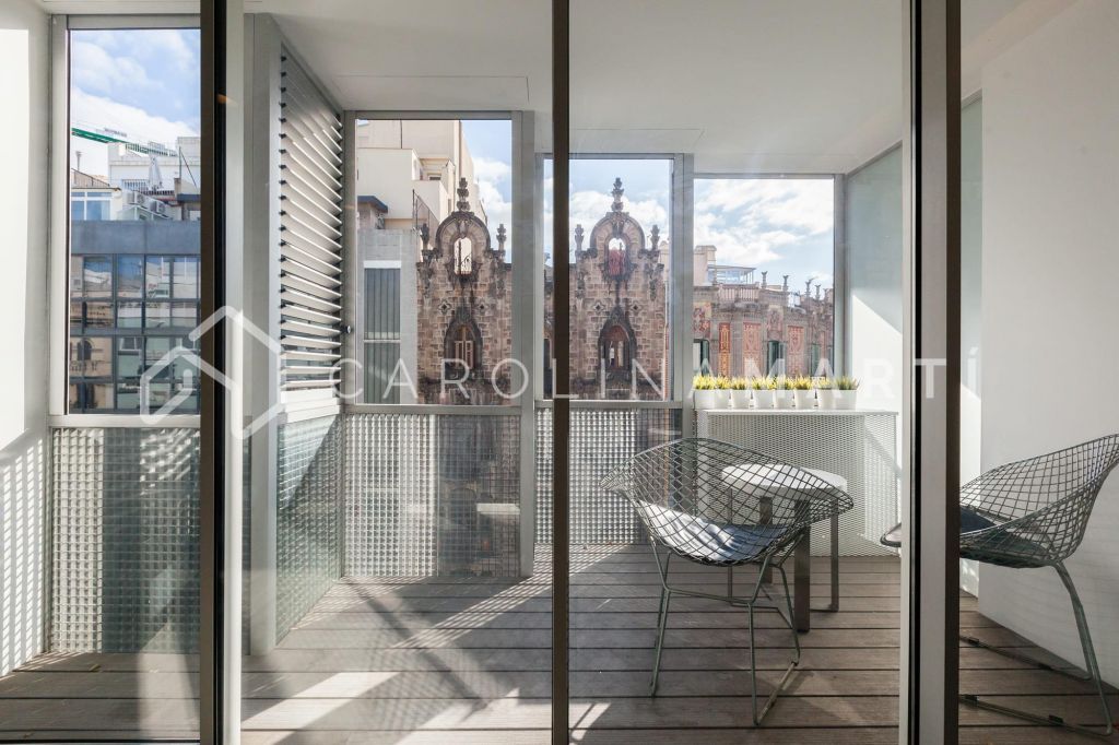 Appartement avec terrasse à louer à l'Esquerra de l'Eixample, Barcelone
