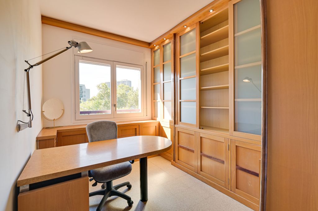 Habitatge exclusiu amb terrassa, piscina i pàrquing a Les Corts – Barcelona