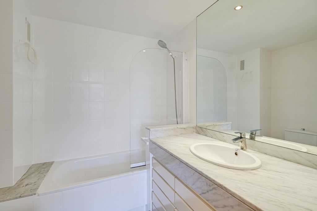 Habitatge exclusiu amb terrassa, piscina i pàrquing a Les Corts – Barcelona