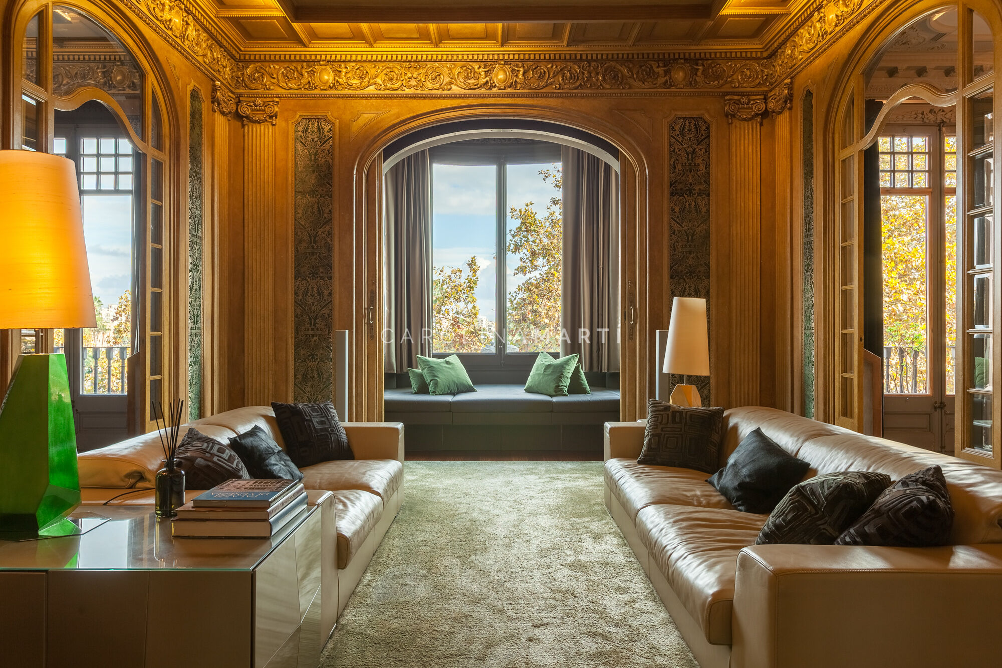 Renovated 303 m² apartment overlooking Port Vell on Passeig Colom