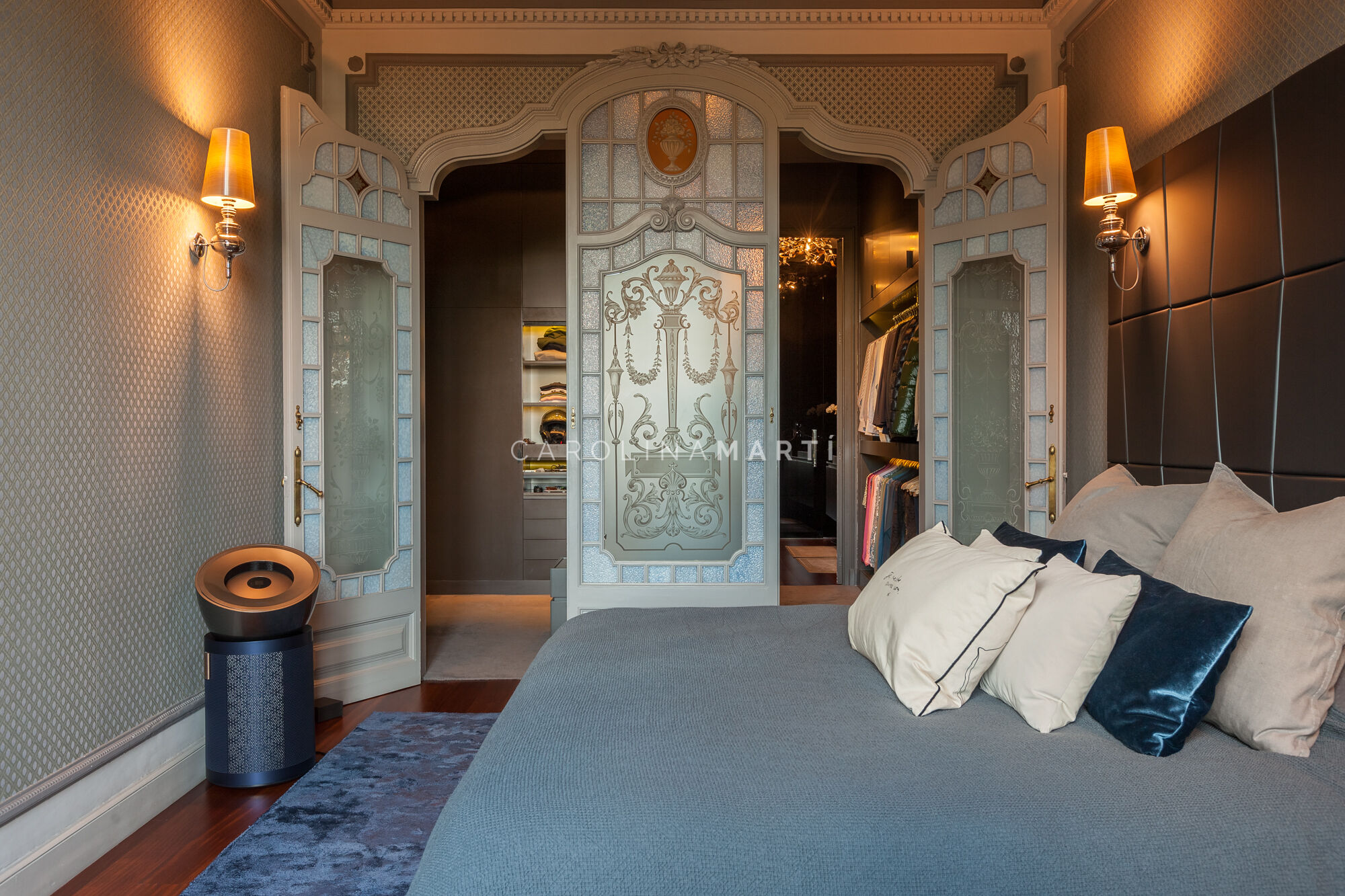 Renovated 303 m² apartment overlooking Port Vell on Passeig Colom