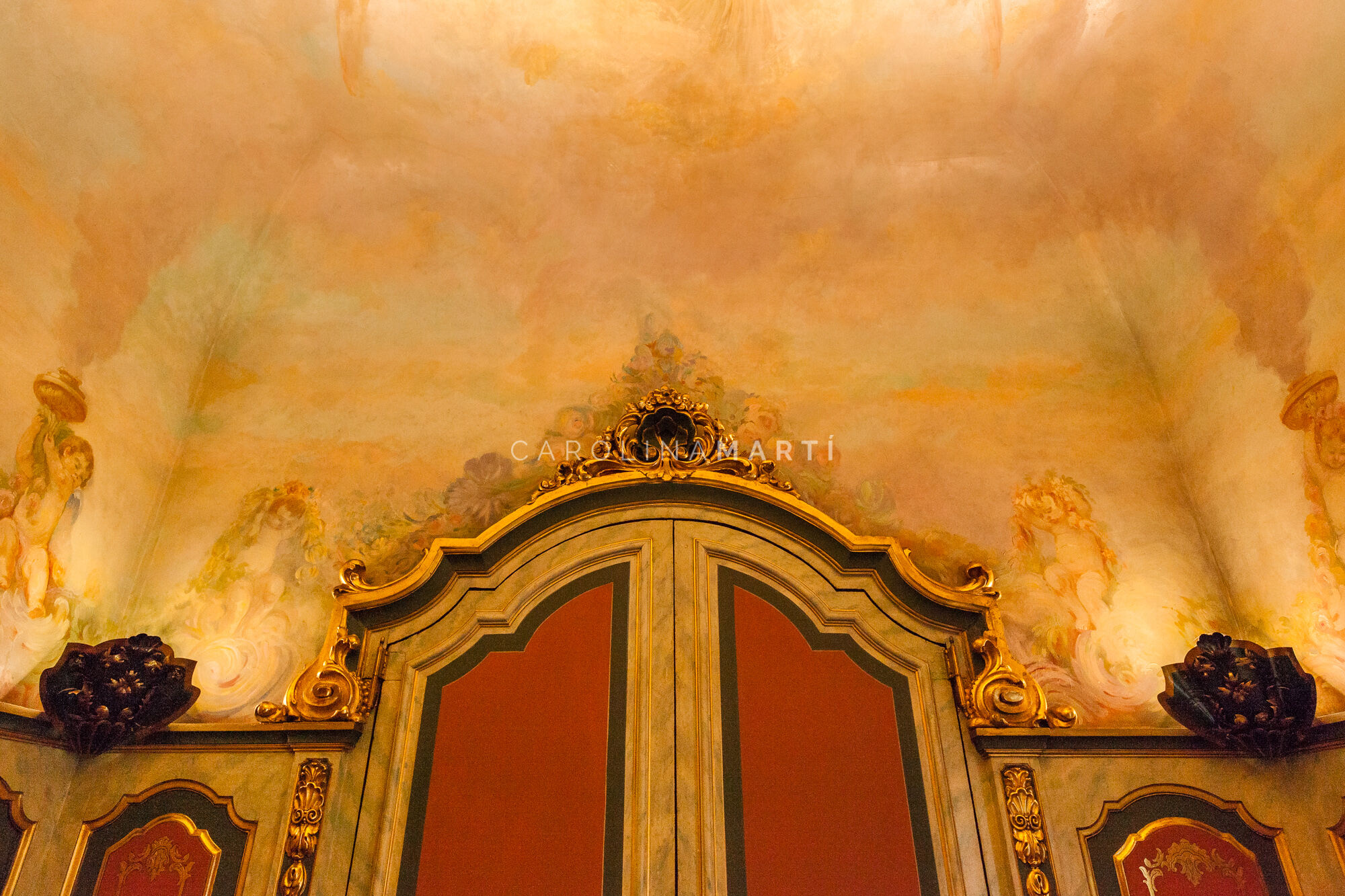 Renovated 303 m² apartment overlooking Port Vell on Passeig Colom