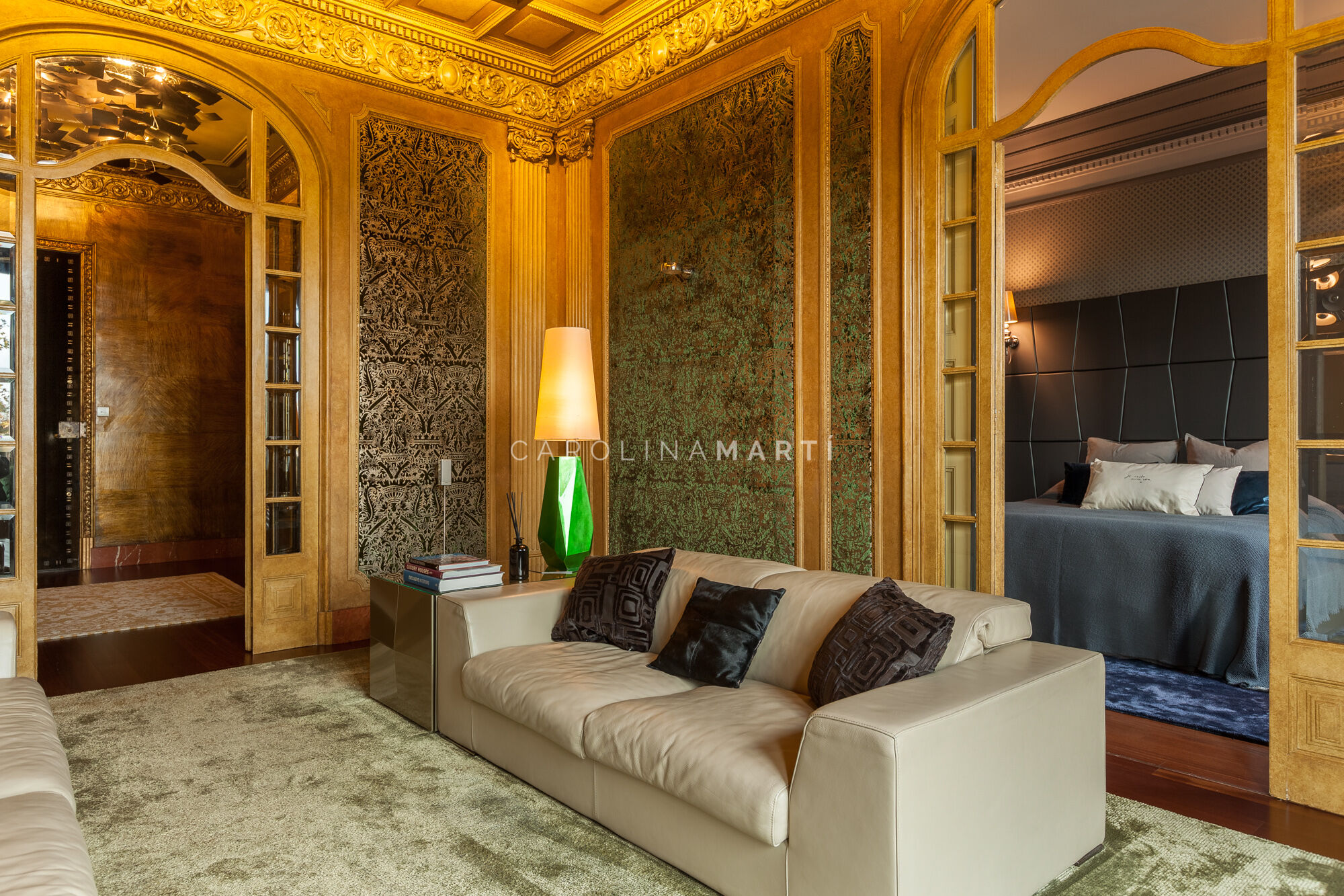 Renovated 303 m² apartment overlooking Port Vell on Passeig Colom