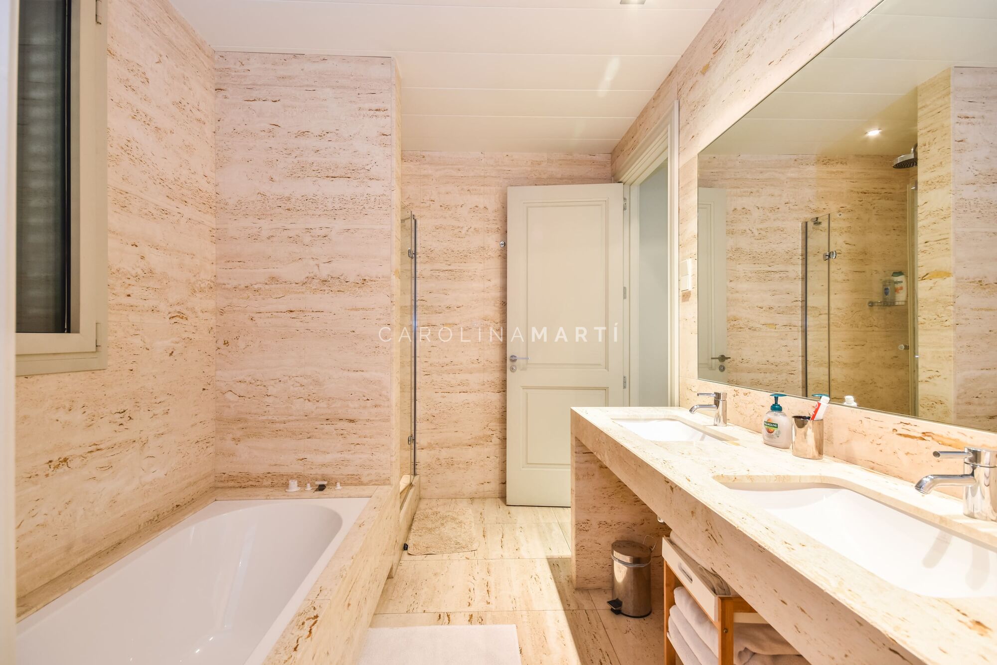 Alquiler piso amueblado en Passeig de Gràcia con parking