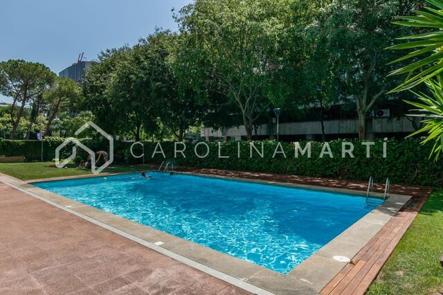 Appartement avec piscine et terrasse à louer à Pedralbes, Barcelone