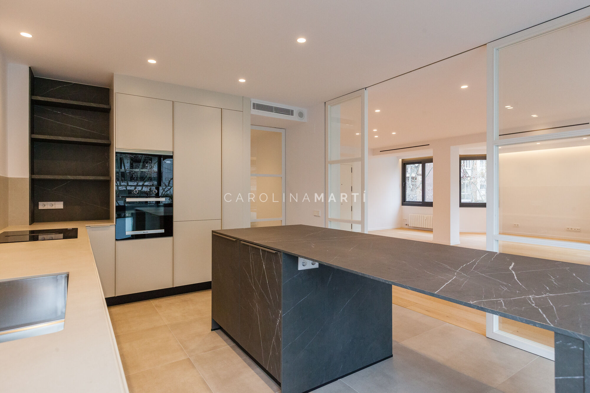 Vivienda reformada de 255 m² con terraza en Tres Torres