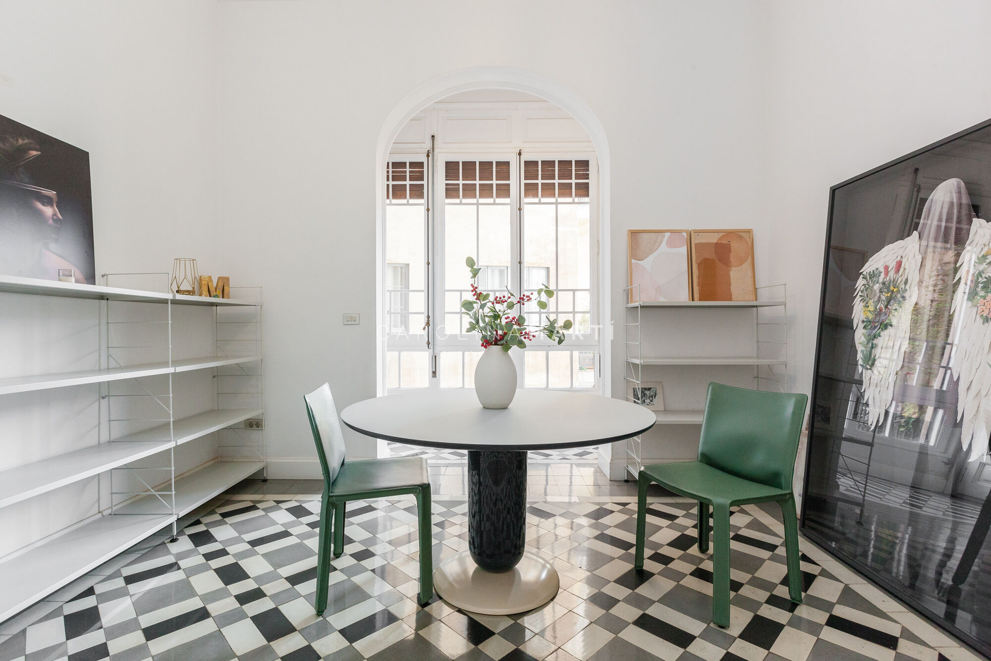 Elegante piso señorial con terrazas en finca regia esquinera