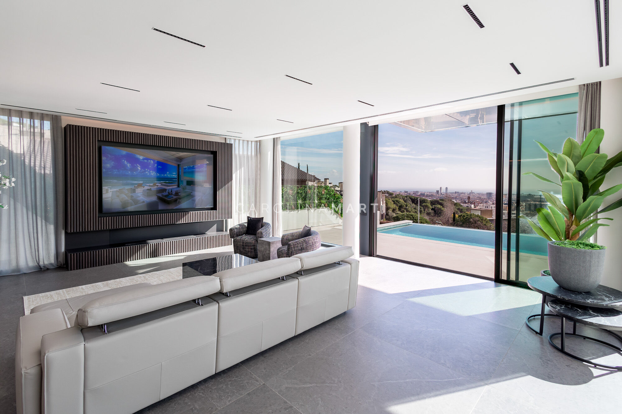 Brand new house for sale with panoramic views in Barcelona