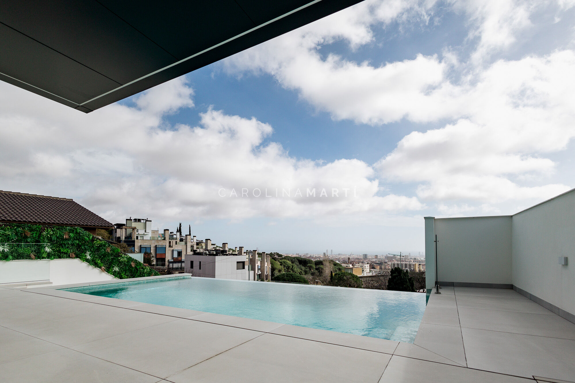 Brand new house for sale with panoramic views in Barcelona