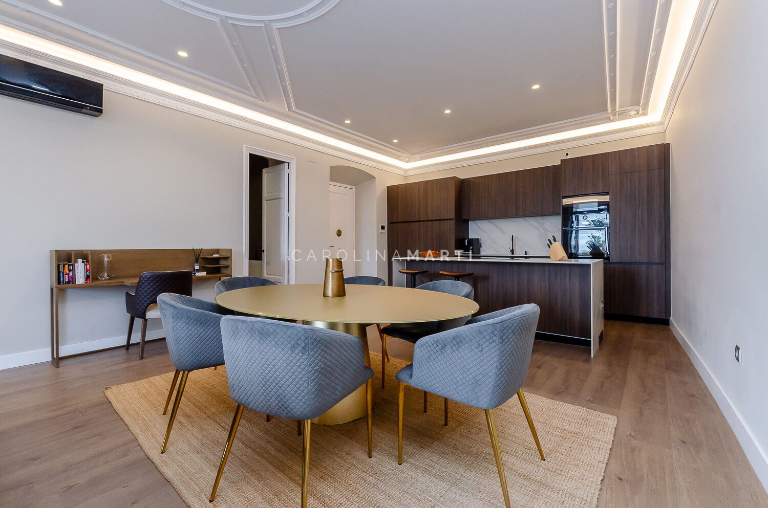 Venta pis amb vistes al mar a Passeig de Colom