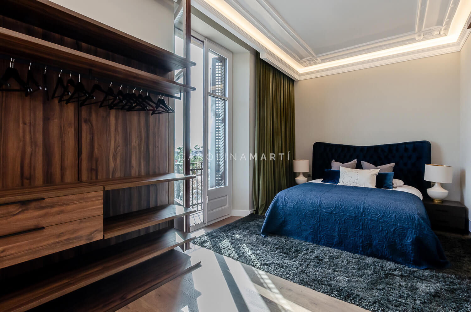 Venta pis amb vistes al mar a Passeig de Colom