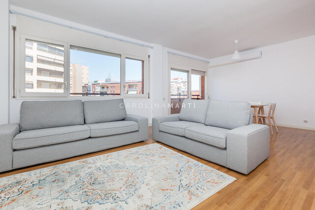 Apartment for seasonal rent on Calle del Pisuerga, Les Corts