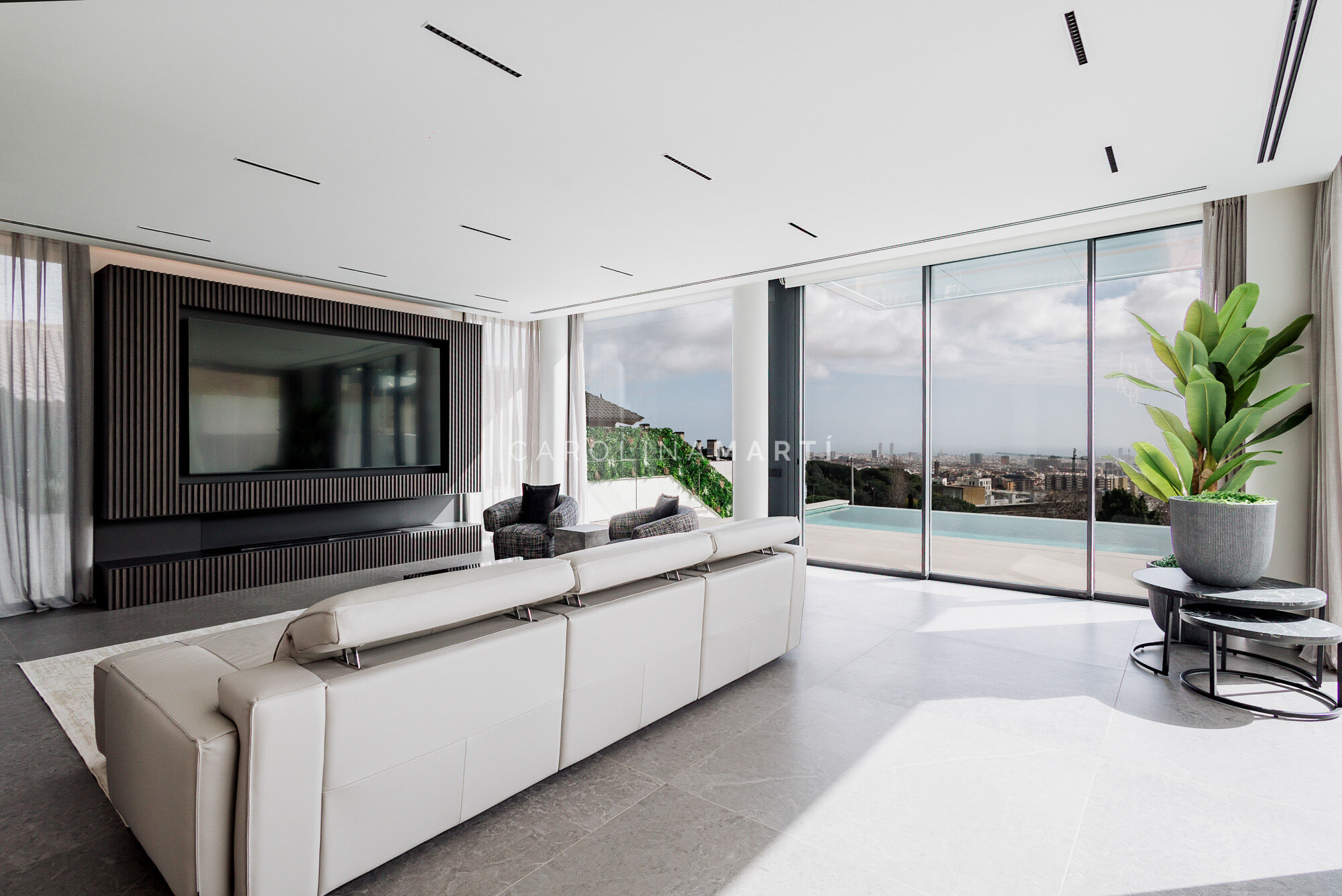 New-build house for rent with panoramic views in Barcelona