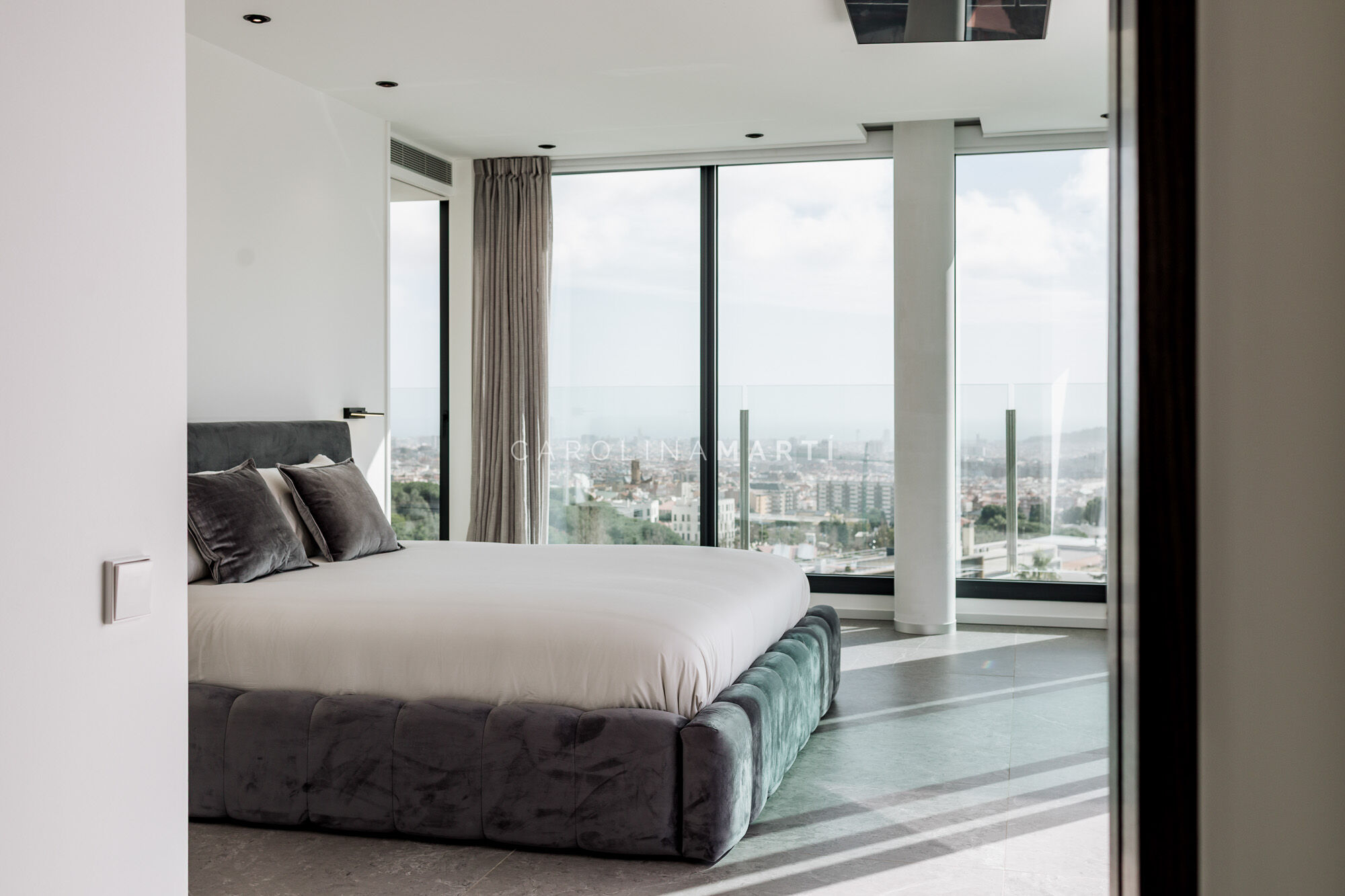 New-build house for rent with panoramic views in Barcelona