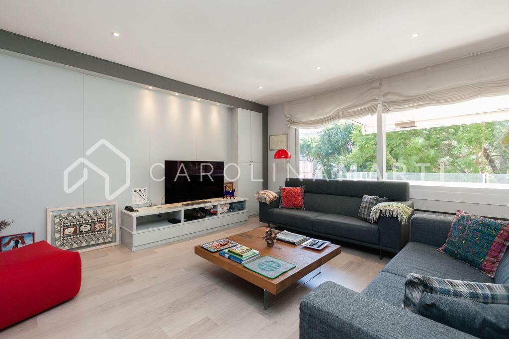 Apartment with terrace and pool for rent in Sarrià, Barcelona