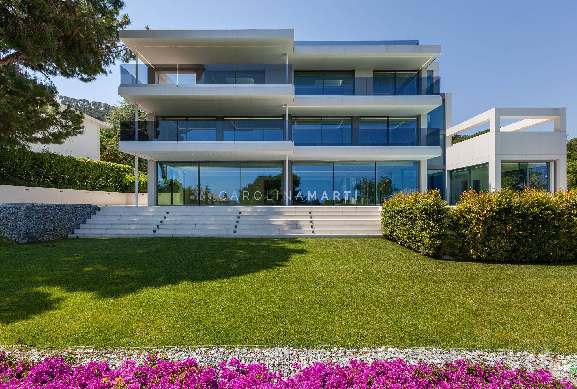 Villa de obra nueva en Pedralbes: arquitectura, privacidad y lujo mediterráneo.