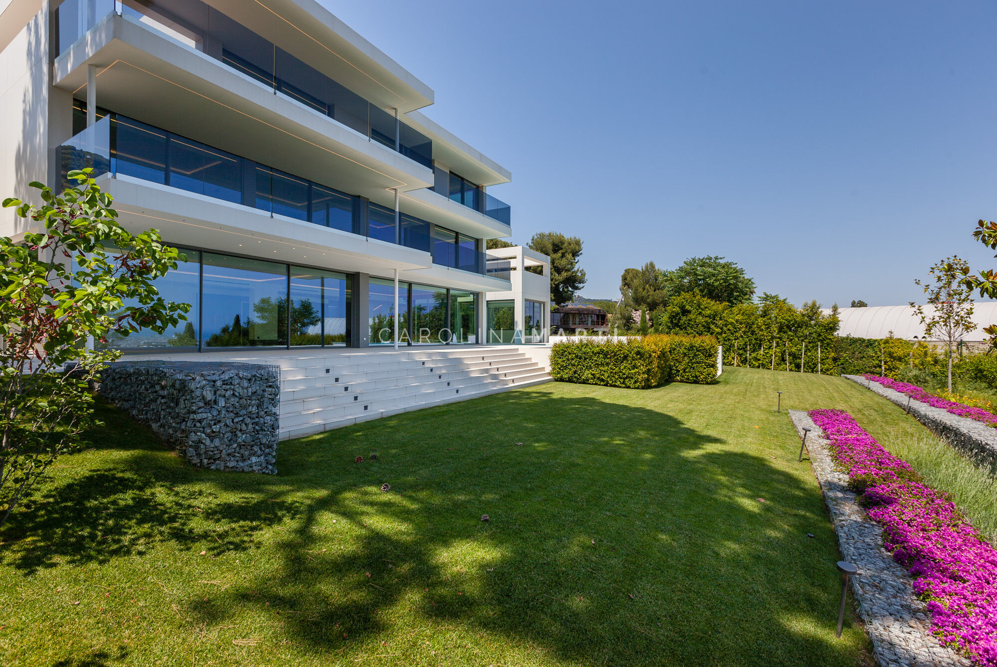 Villa de obra nueva en Pedralbes: arquitectura, privacidad y lujo mediterráneo.