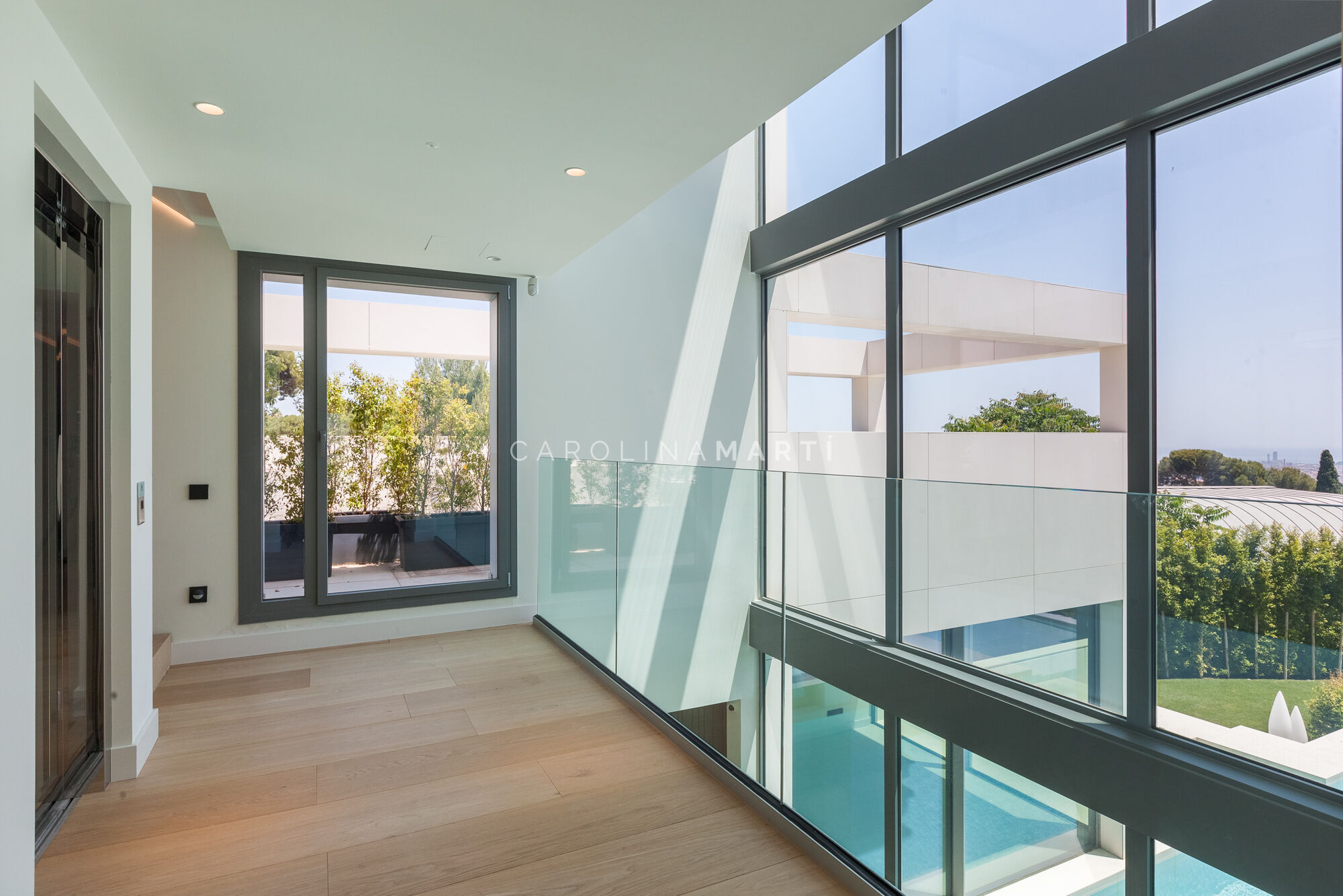 Villa de obra nueva en Pedralbes: arquitectura, privacidad y lujo mediterráneo.