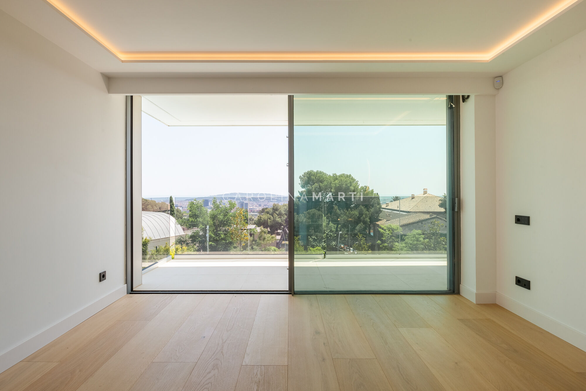 Villa de obra nueva en Pedralbes: arquitectura, privacidad y lujo mediterráneo.