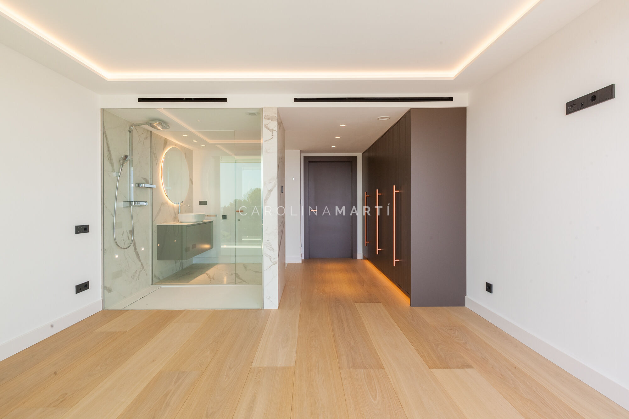 Villa de obra nueva en Pedralbes: arquitectura, privacidad y lujo mediterráneo.