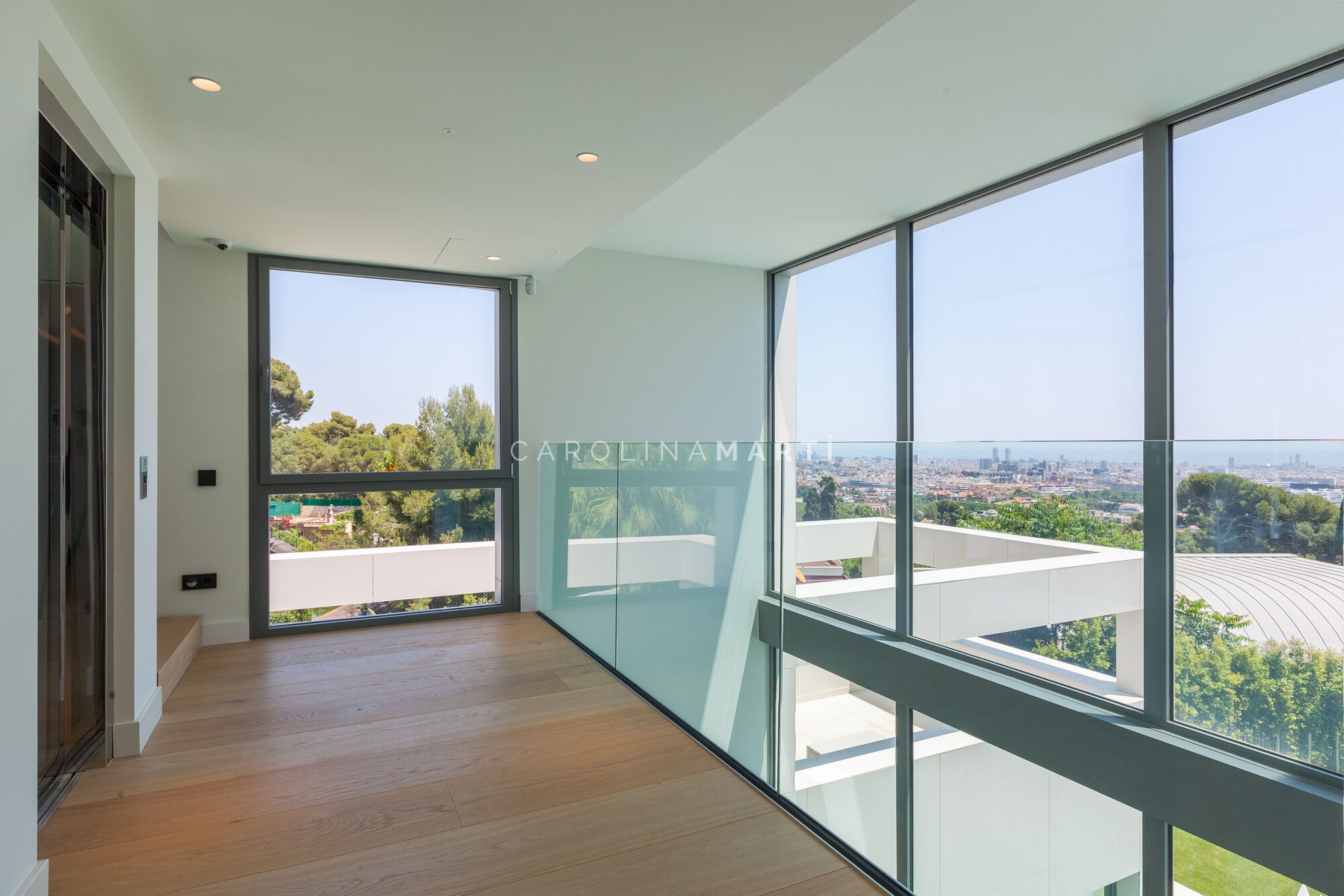 Villa de obra nueva en Pedralbes: arquitectura, privacidad y lujo mediterráneo.