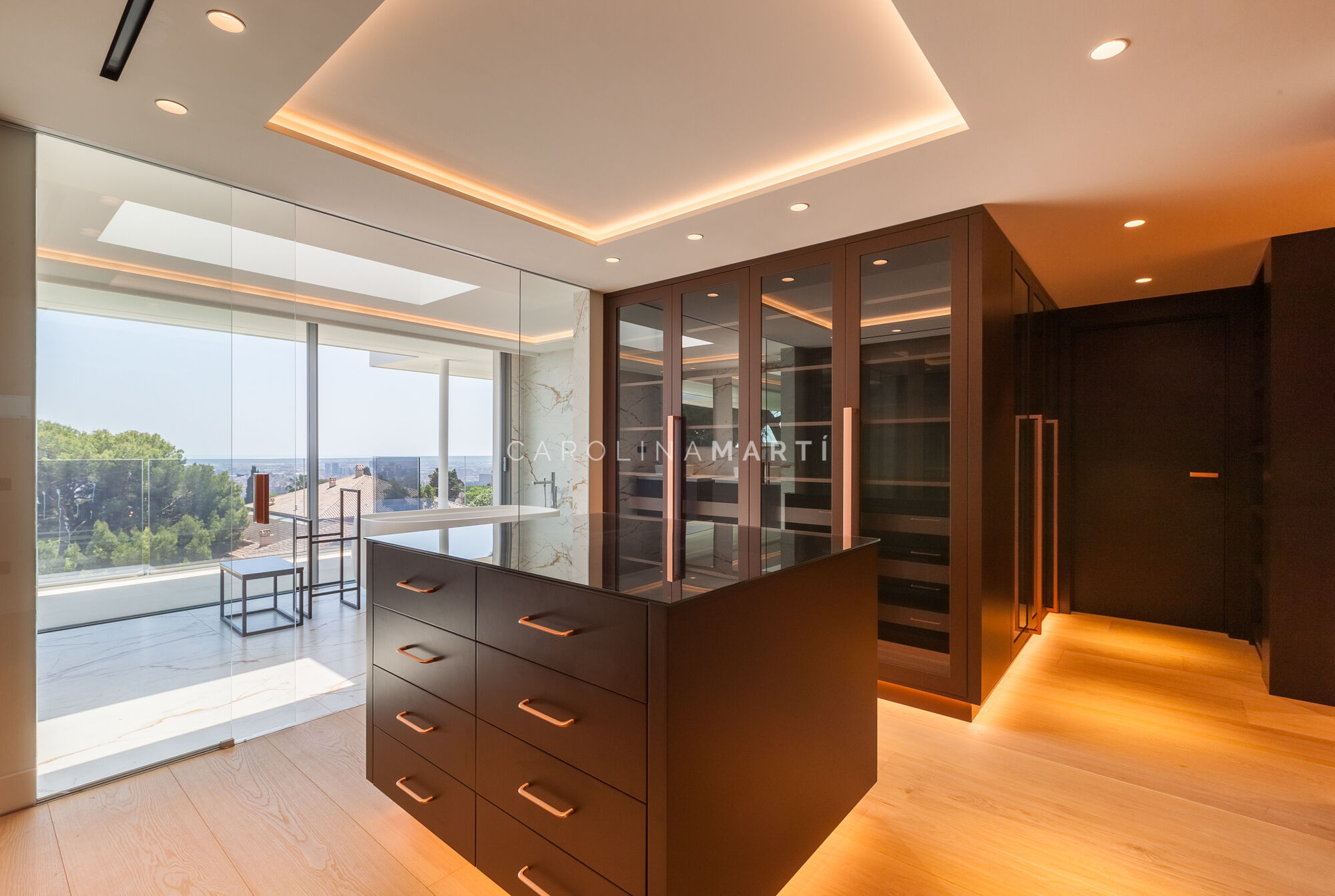 Villa de obra nueva en Pedralbes: arquitectura, privacidad y lujo mediterráneo.