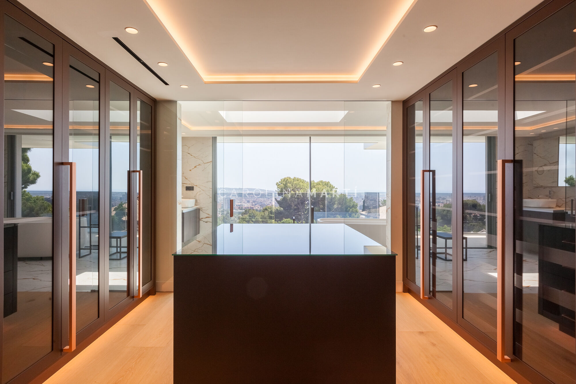 Villa de obra nueva en Pedralbes: arquitectura, privacidad y lujo mediterráneo.