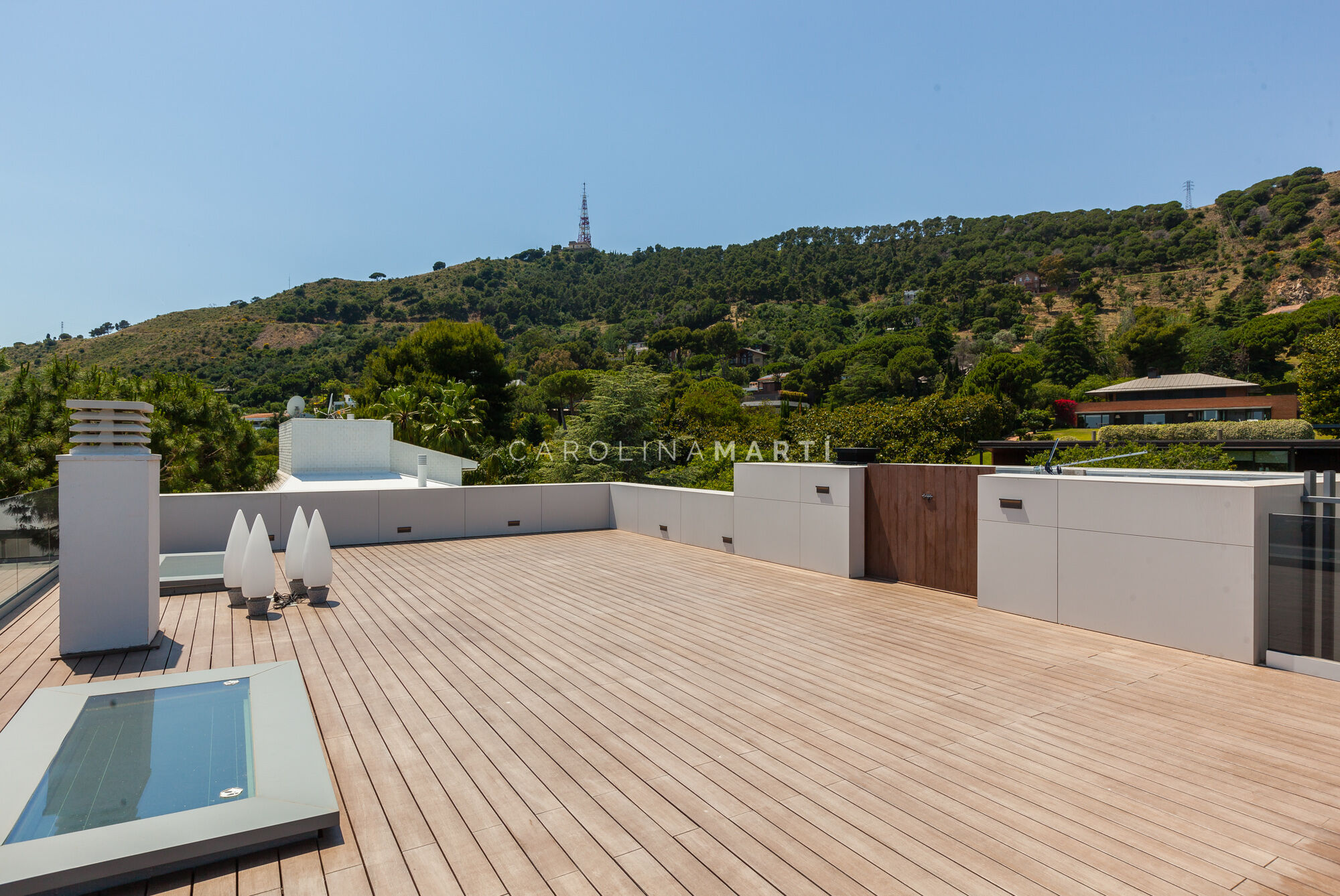 Villa de obra nueva en Pedralbes: arquitectura, privacidad y lujo mediterráneo.