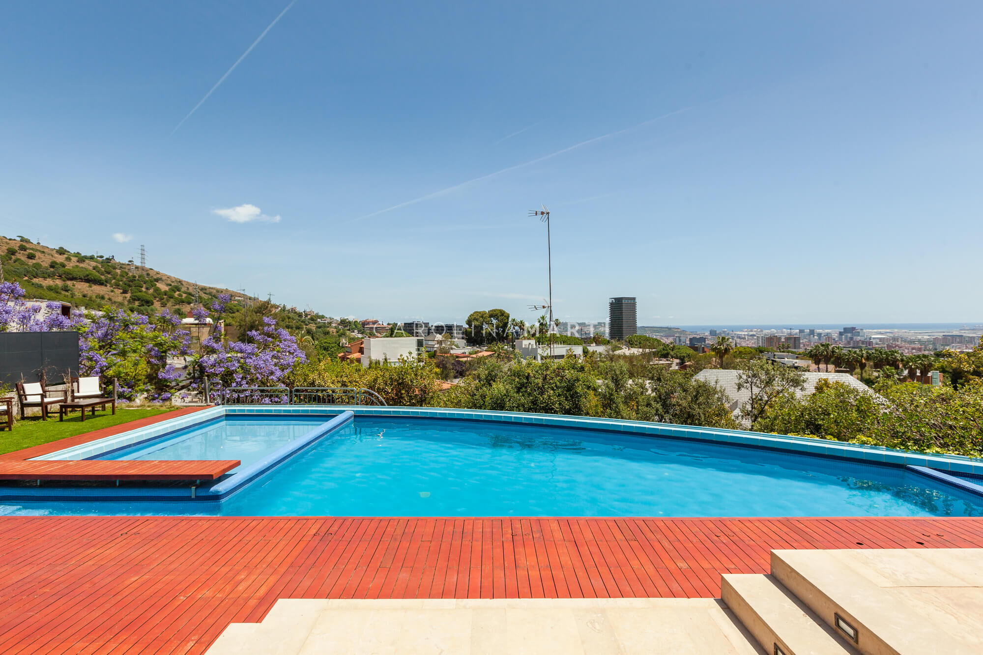 Casa independent en venda al carrer Pere Berruguete
