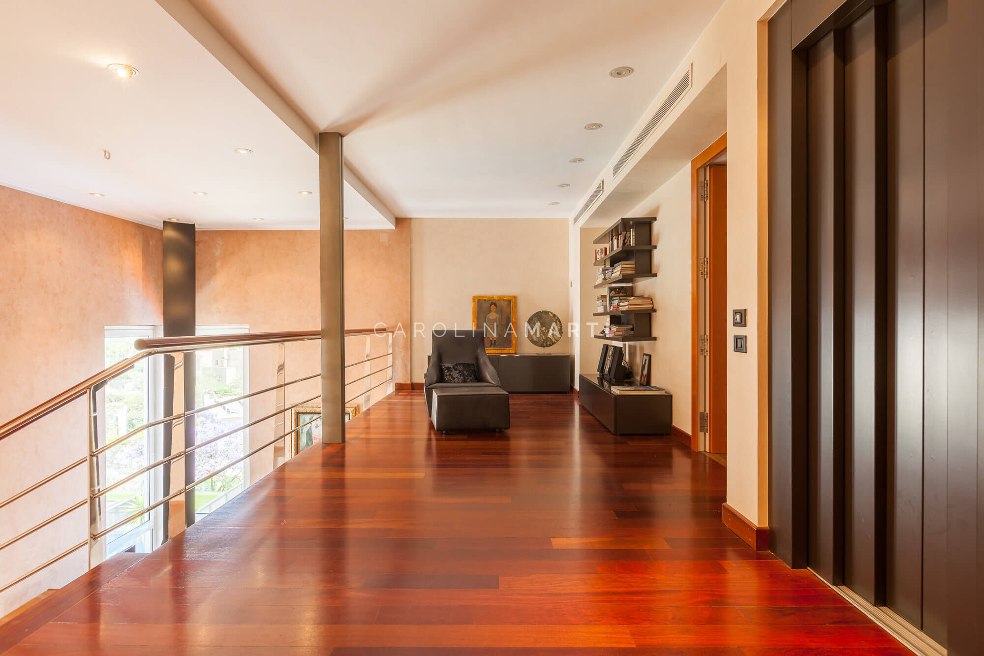 Casa independent en venda al carrer Pere Berruguete