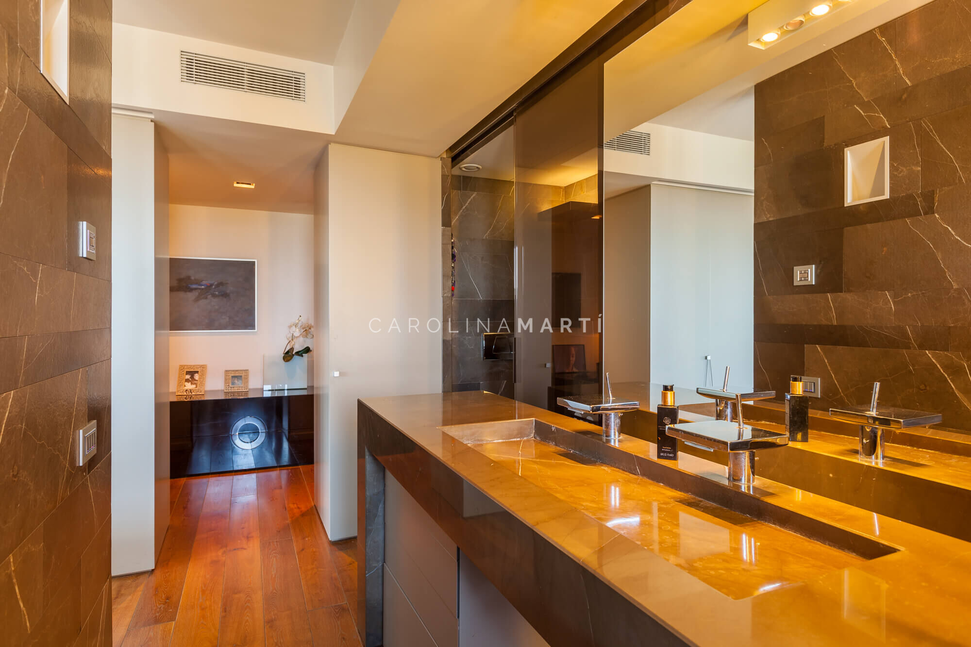 Casa independent en venda al carrer Pere Berruguete