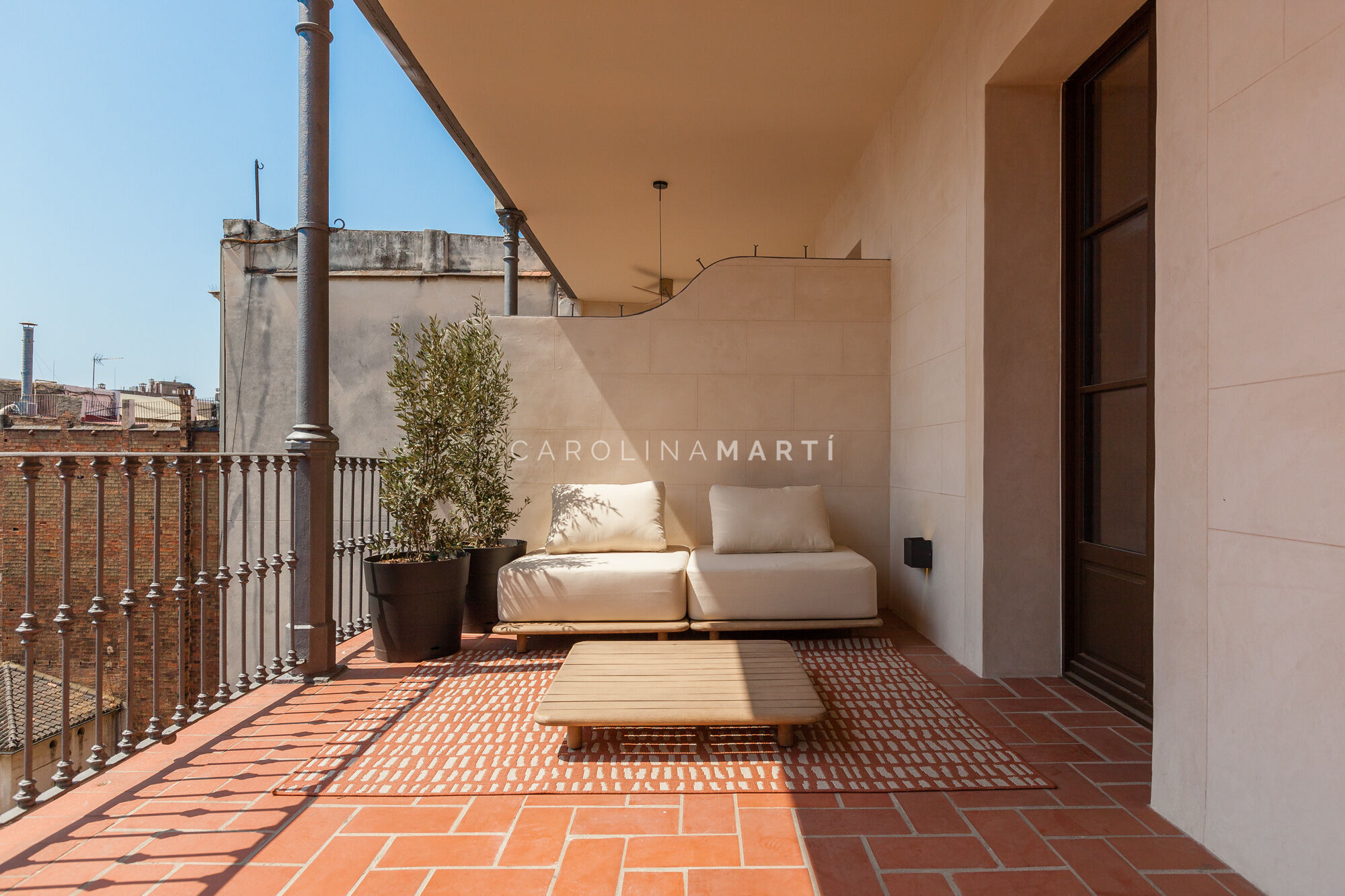 Ático en venta de tres habitaciones junto a la Ciutadella