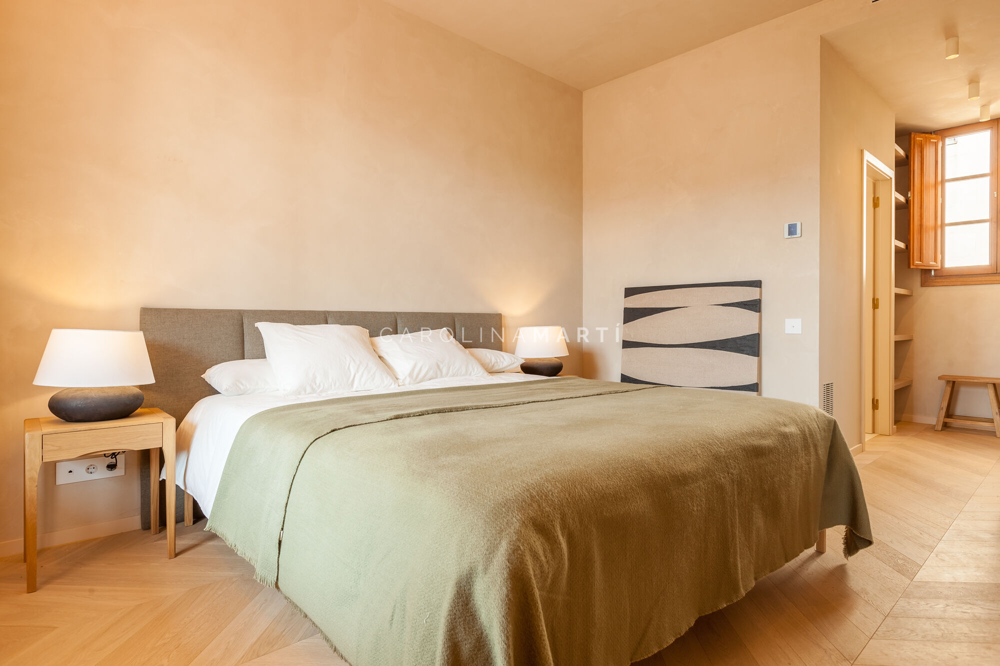 Ático en venta de tres habitaciones junto a la Ciutadella