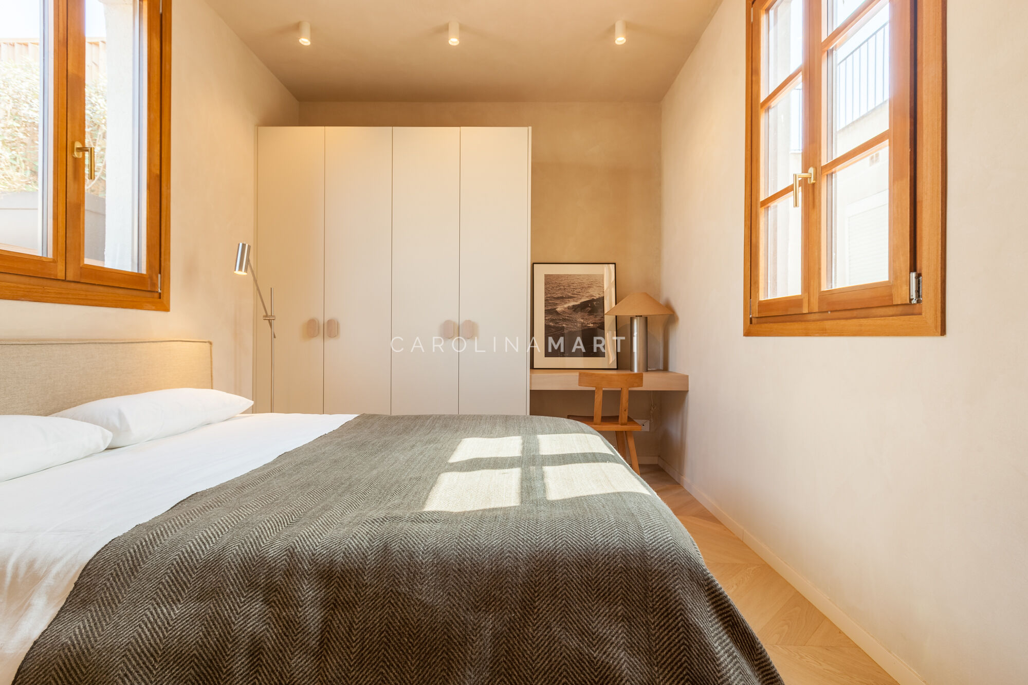 Ático en venta de tres habitaciones junto a la Ciutadella