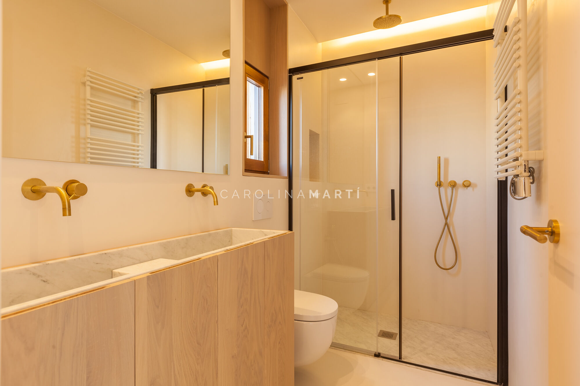Venta de ático con 54 m² de terrazas en Ciutadella