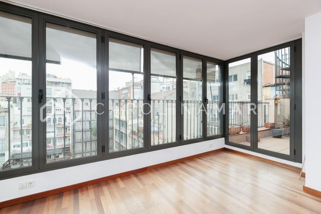 Penthouse with three terraces for rent in Dreta de l'Eixample, Barcelona