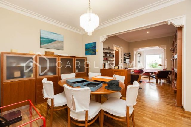 Apartment with fireplace for rent in La Dreta de l'Eixample, Barcelona