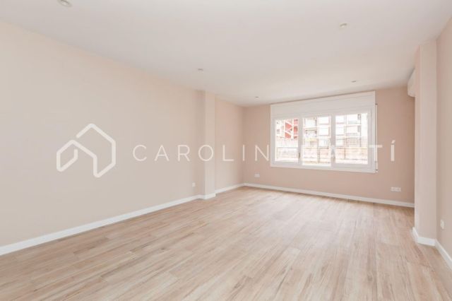 Renovated flat for rent, in La Dreta de l'Eixample, Barcelona