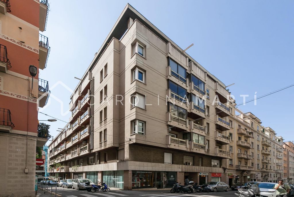 Piso con parking y ascensor en venta en Galvany, Barcelona
